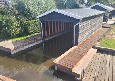 Schiphuis friesland bootstalling aan huis boothuis een op maat gemaakt schiphuis